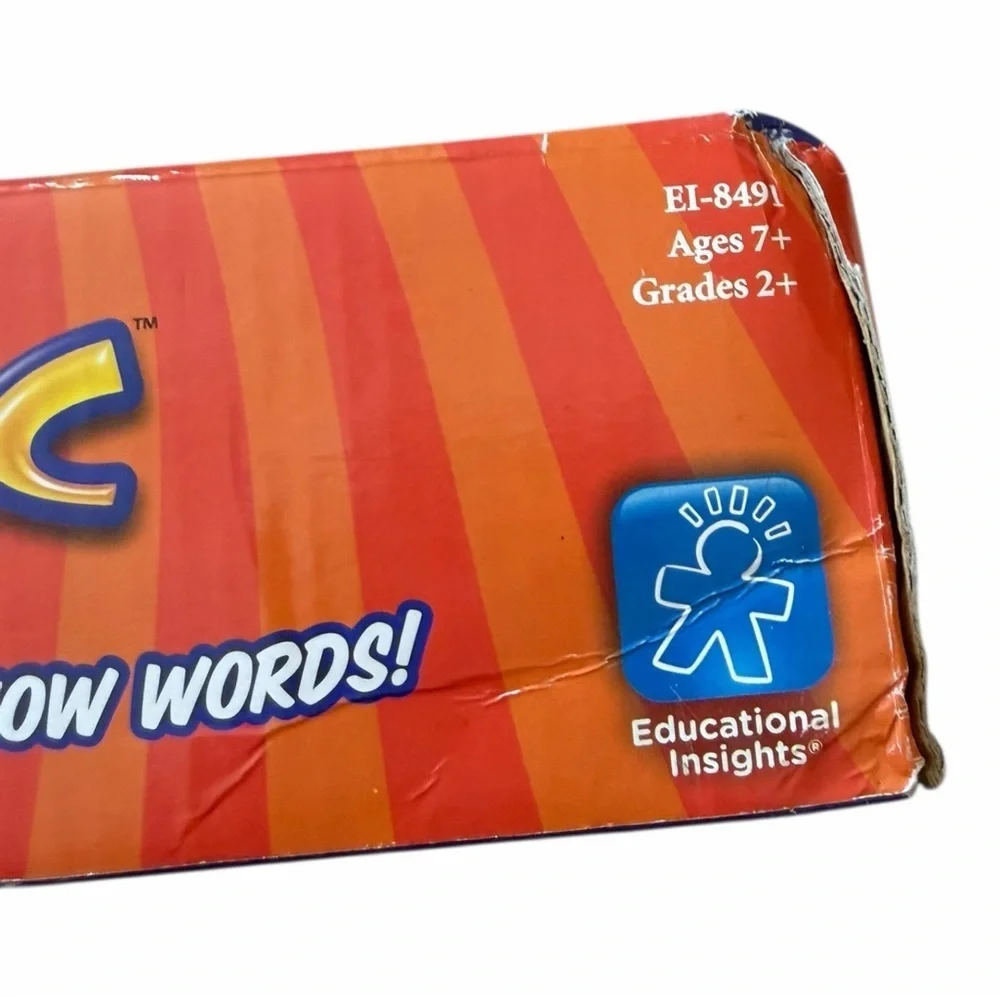 Educational Insights Wordiac English Language Vocabulary Handheld Game Open Box